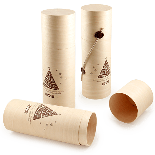 Wooden tubes for baverage or higher gift packaging. Decoration can be applied 
by one color print on the sides of the box or on the cover. We can decorate the cover by an individual imprint of embossed wax seal.