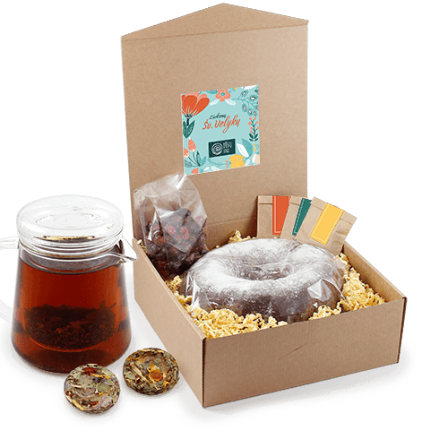 King of the Easter table, tatar Poppy seed cake packed in a special carton 
with fragrant tea and the source of natural vitamins - cranberries. Large, rich and original business gift for important partners or clients. 

 We offer to put your logo as well as wishes on the box. Personalized 
gift - a sincere and memorable gesture.