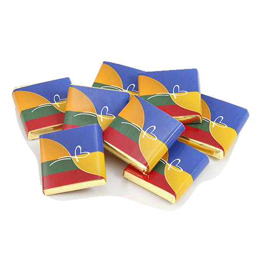Small chocolates with Lithuanian and Ukrainian colours.
By special order, we can put the name of the event, the company logo or 
words of thanks on the chocolate label decorated with the colors of the Lithuanian and Ukrainian Countries Flags.